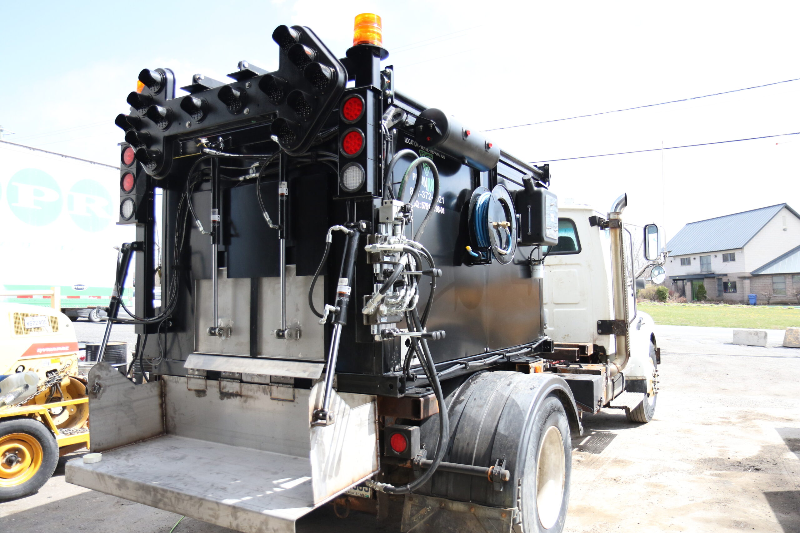 benne chauffante sur camion 8 tonnes